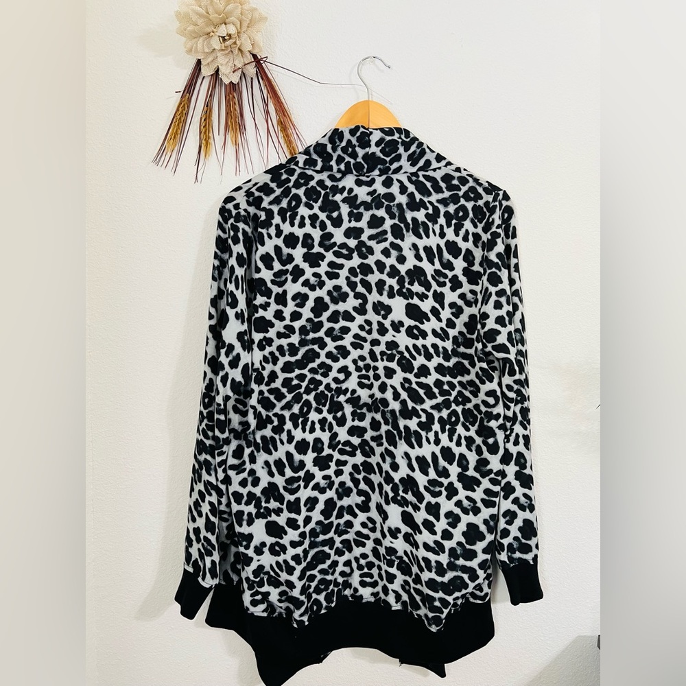 NY&CO Soho Animal Leopard Print Flyaway Jacket Size Medium NWT - Picture 7 of 8